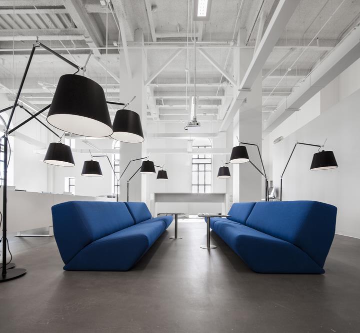 BLUE-Communication-office-Jean-Guy-Chabauty-Anne-Sophie-Goneau-Montreal