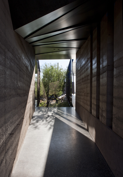 Desert-Courtyard-House-3