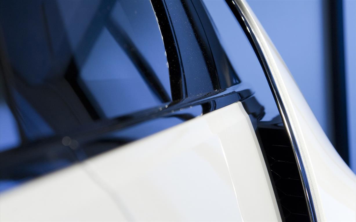 Volkswagen-Design-Vision-GTI-concept-2013-widescreen-25