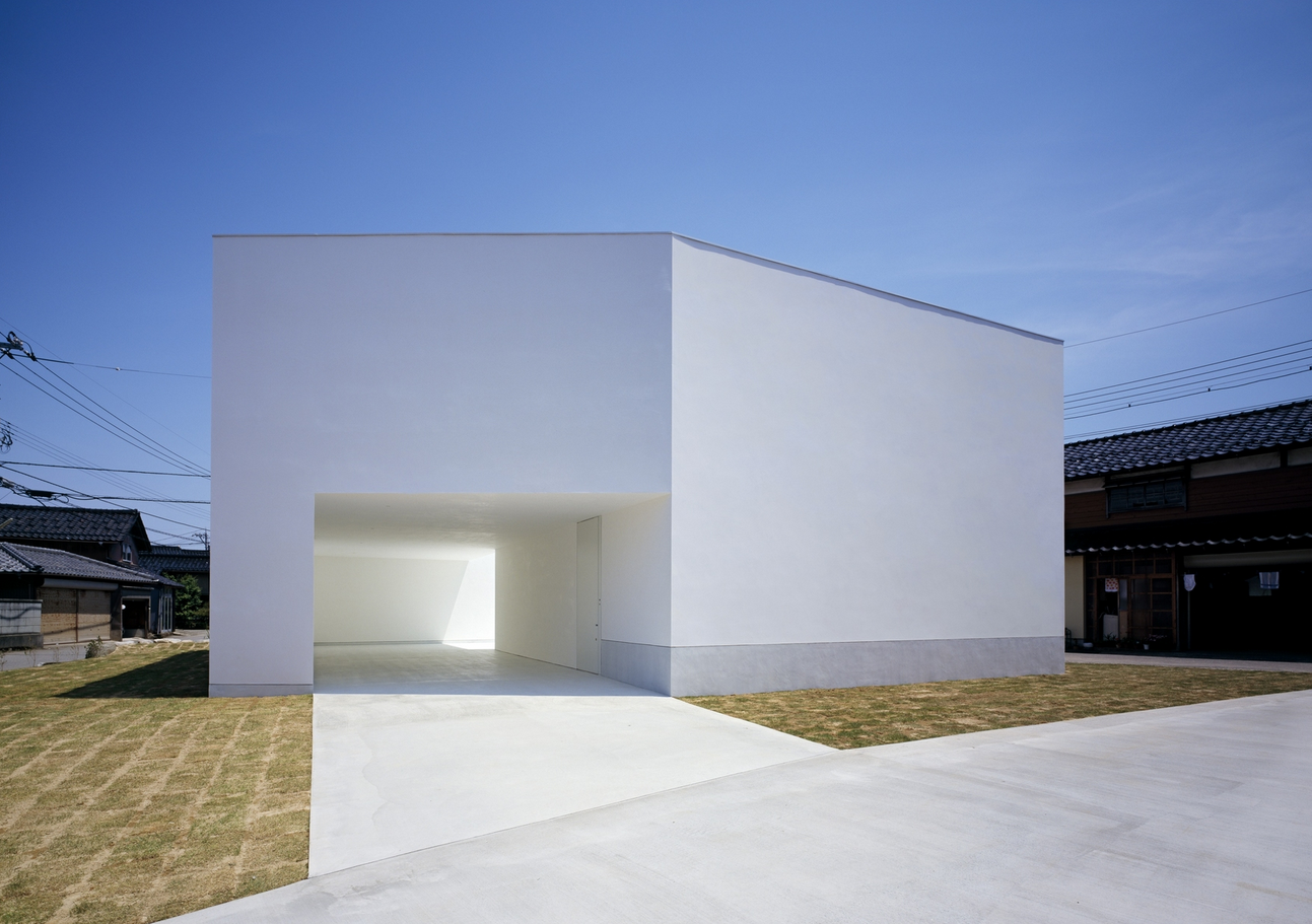 Architizer   White Cave House_1