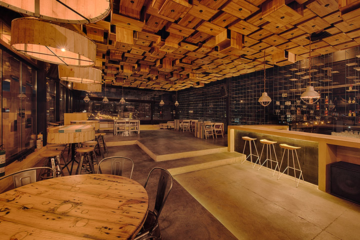El-Fabuloso-bar-by-MEMA-architects-Bogota-Colombia