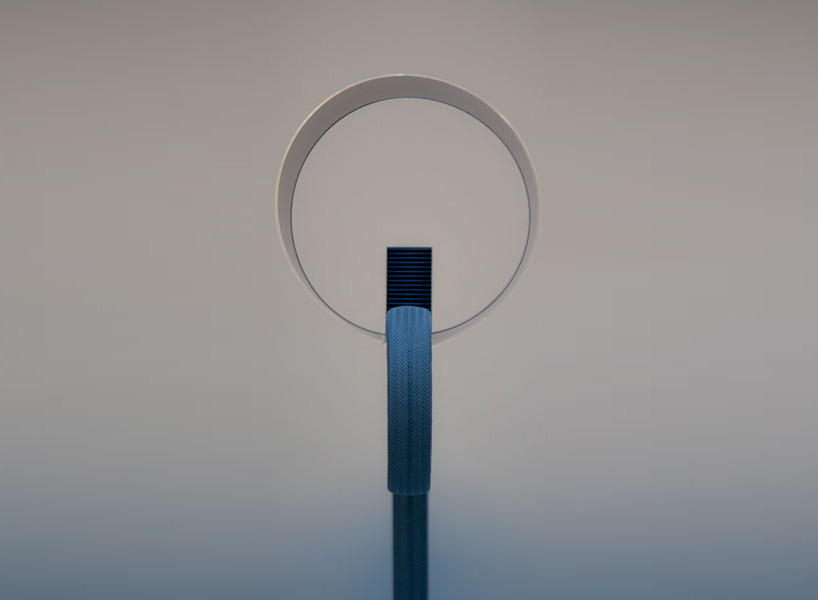 wrong-for-hay-ropetrick-lamp-designboom-03