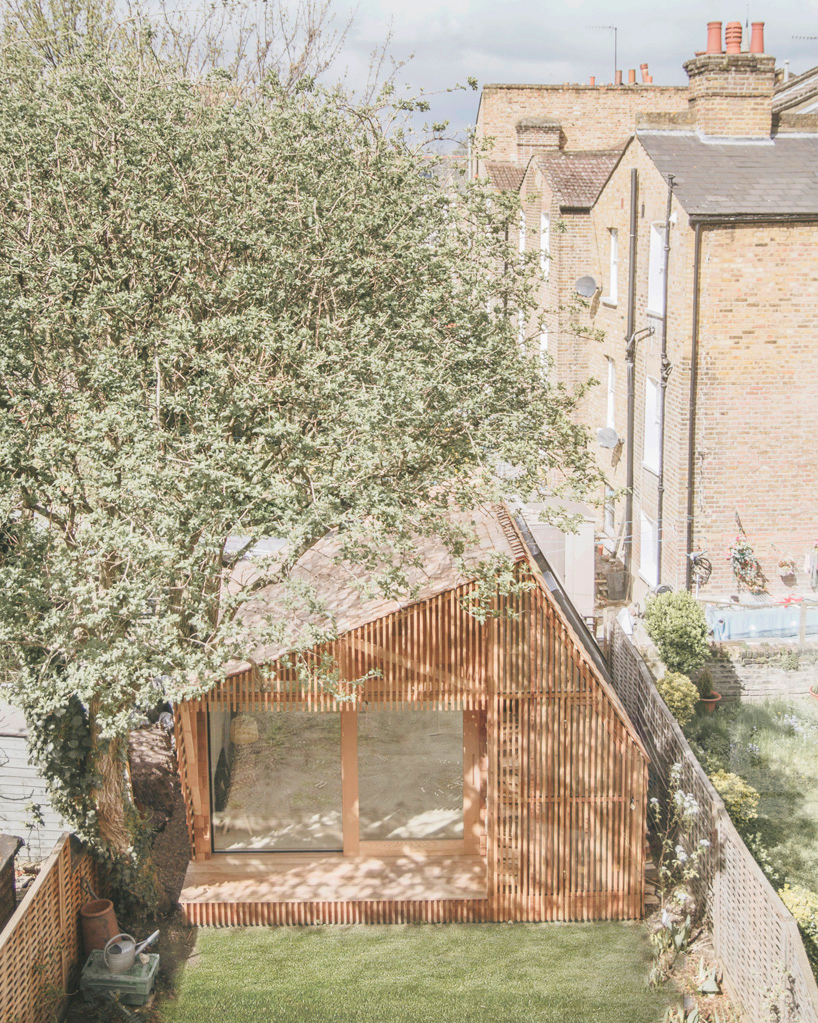 WSD-architecture-writers-shed-designboom03