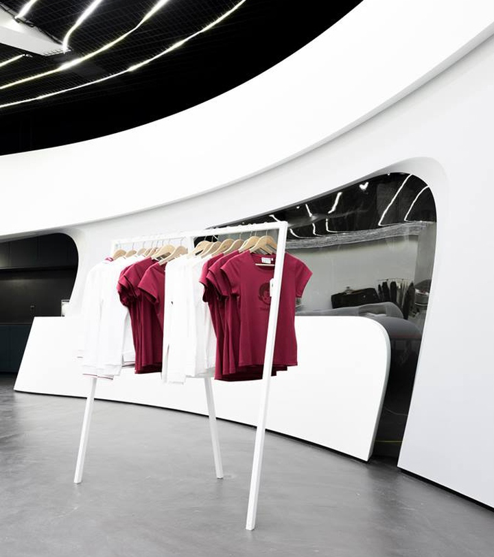 heidi-com-flagship-boutique-by-Zaha-Hadid-architects-Neuchatel-Switzerland-05