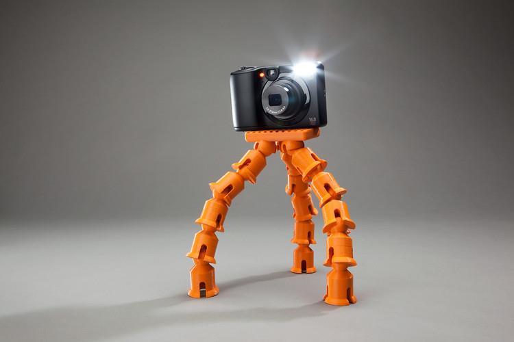 1670834-slide-makerbot-replicator2-print-makerbot