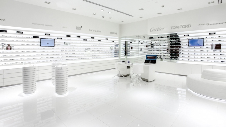 Rivoli-EyeZone-Stores-by-Labor-Weltenbau-UAE-02