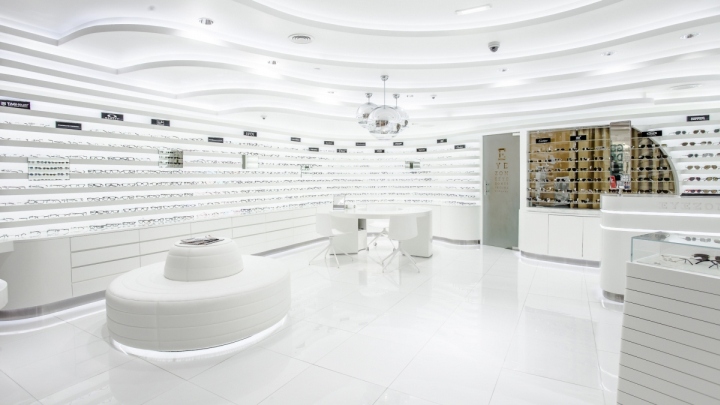 Rivoli-EyeZone-Stores-by-Labor-Weltenbau-UAE-06
