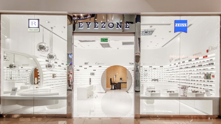Rivoli-EyeZone-Stores-by-Labor-Weltenbau-UAE-08