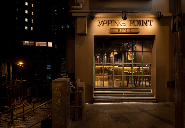 Tipping-Point-Brewery-Bar-and-Restaurant-by-Arboit-Hong-Kong-China-14