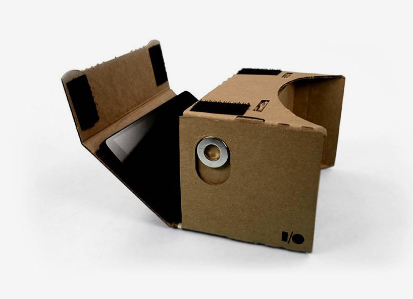 google-cardboard-transforms-any-smartphone-into-a-virtual-reality-headset-designboom-06