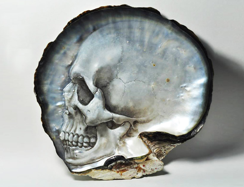 gregory-raymond-halili-carves-skulls-mother-of-pearl-designboom-11