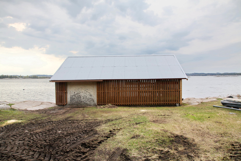 snøhetta-hudøy-boat-house-cabin-norway-designboom-03