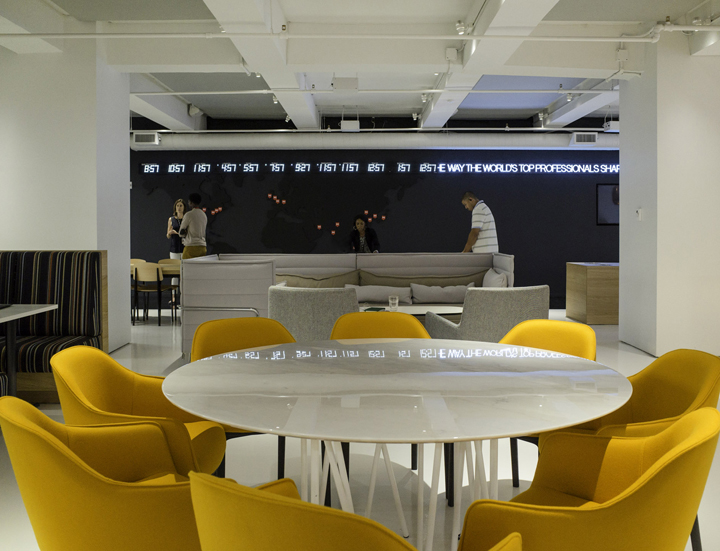 GLG-Global-Headquarters-office-by-Clive-Wilkinson-Architects-New-York-US-10-