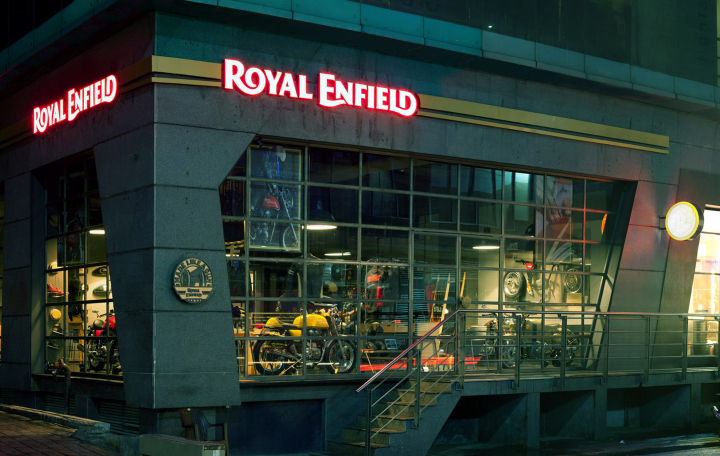 Royal-Enfield-store-by-Lotus-New-Delhi-India-05