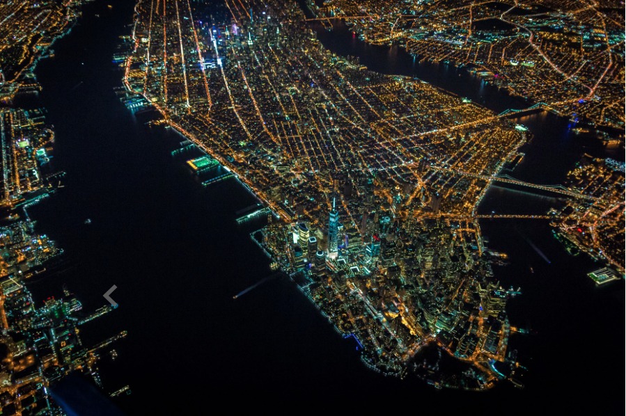 54b6d2dbe58ecea3b4000007_vincent-laforet-s-images-of-new-york-from-above-will-take-your-breath-away_screen_shot_2015-01-12_at_2-33-52_pm