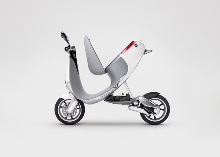 Electric-smartscooter-by-Gogoro-05
