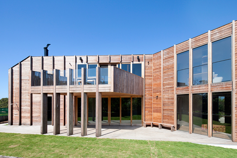 byrne-architects-aireys-house-torquay-designboom-03