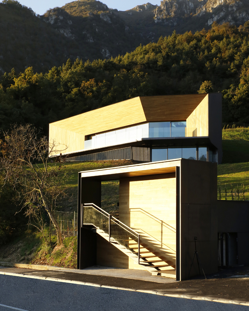 alps-house-carmillo-botticini-architetto-designboom-02