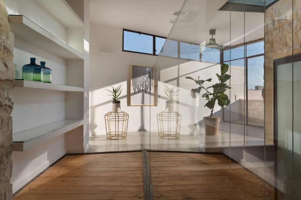 9ae2ef5f-a4d7-497a-8987-c27b0f843bc1