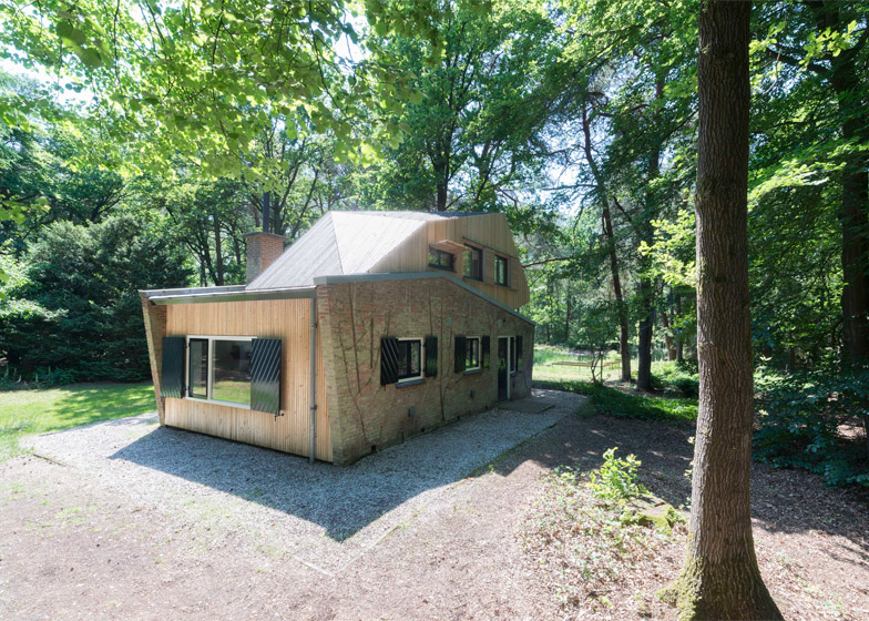 Transformation-Forest-House-Bloot-Architecture_dezeen_784_0