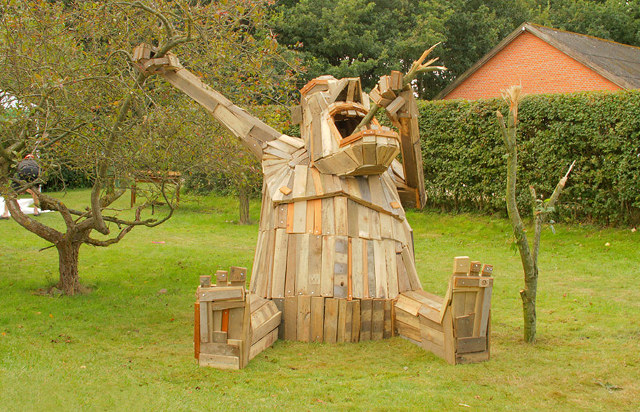 scrap-wood-sculptures-7