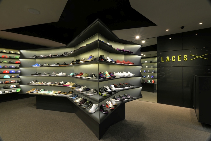 LACES-Shoe-Store-by-CoA-Arquitectura-Zapopan-Mexico-04