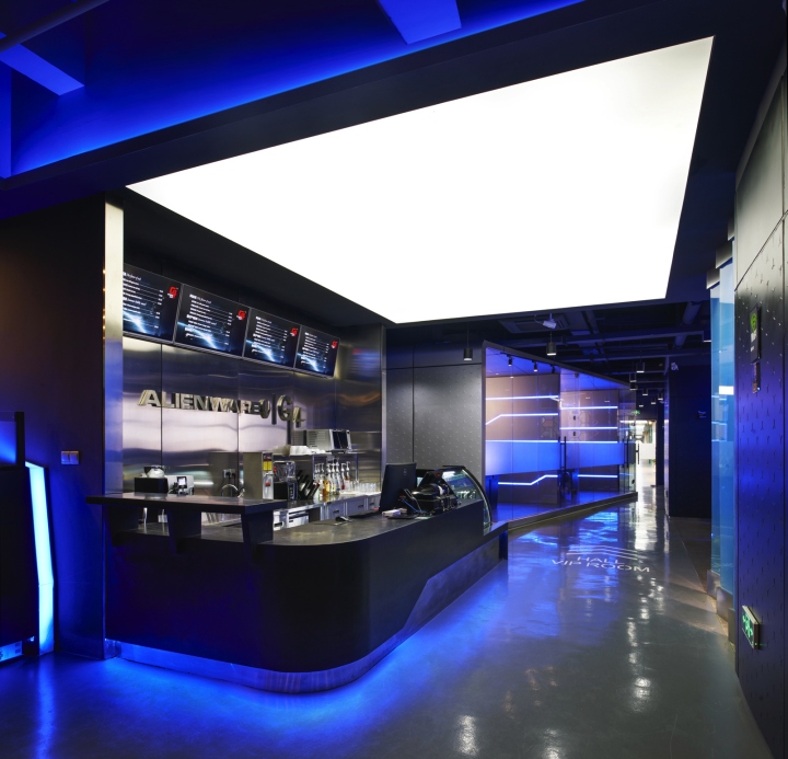 Alienware-G4-Internet-cafe-by-Gramco-Ningbo-China-03