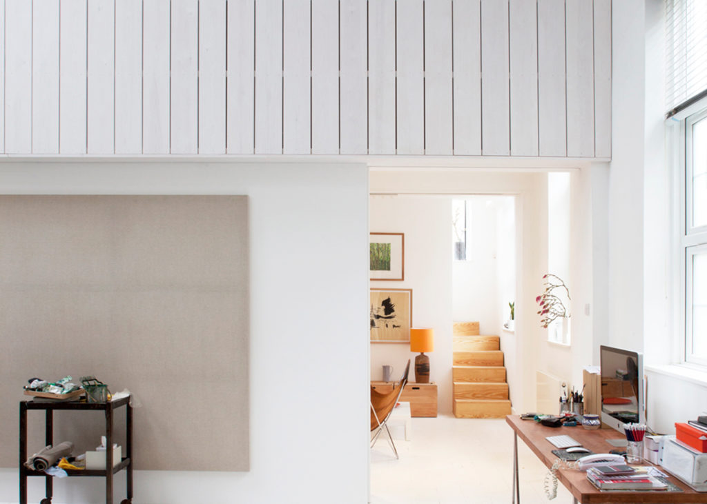 house-for-a-painter-dingle-price-architects_dezeen-slideshow