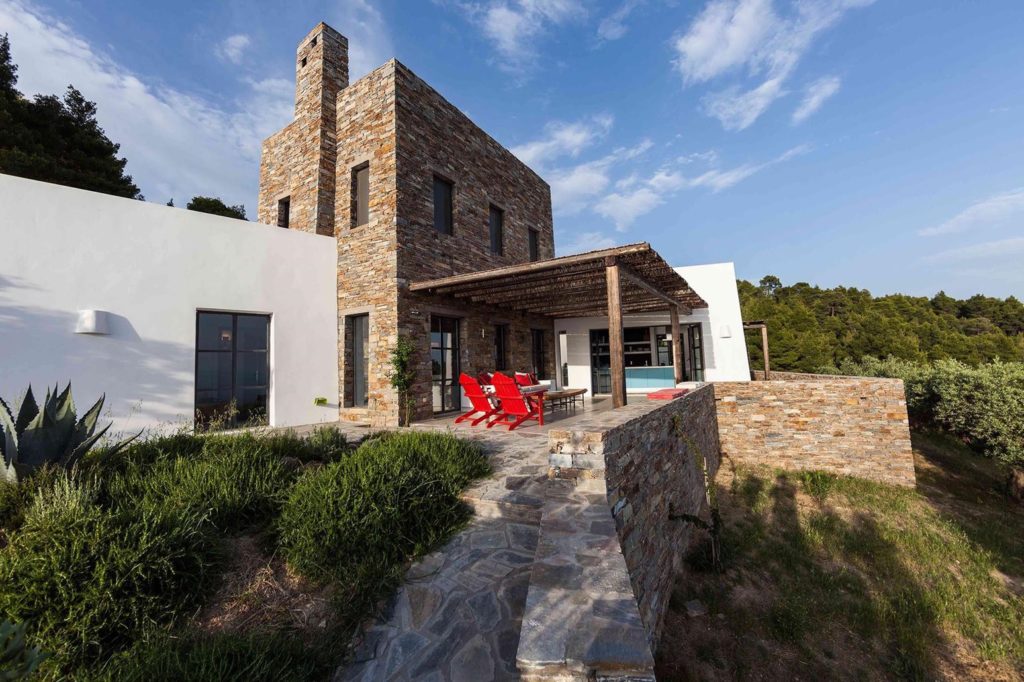 2a4c42db-de6d-4a5d-9a12-8d9bc83c947a