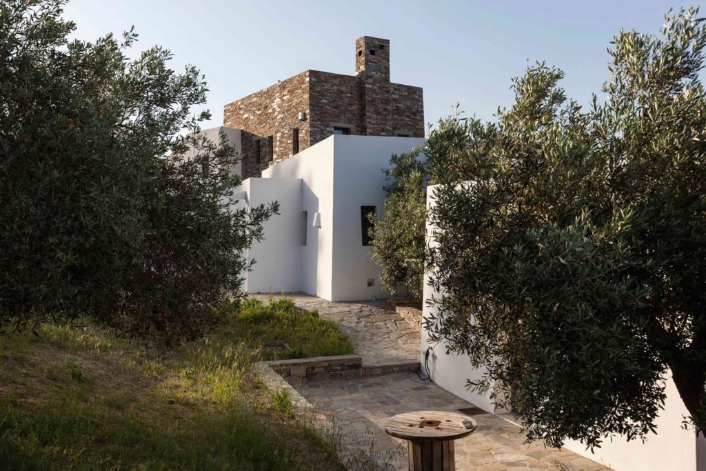 3b6eaeec-15d5-4fe5-94dc-cbabbd4e8e4b