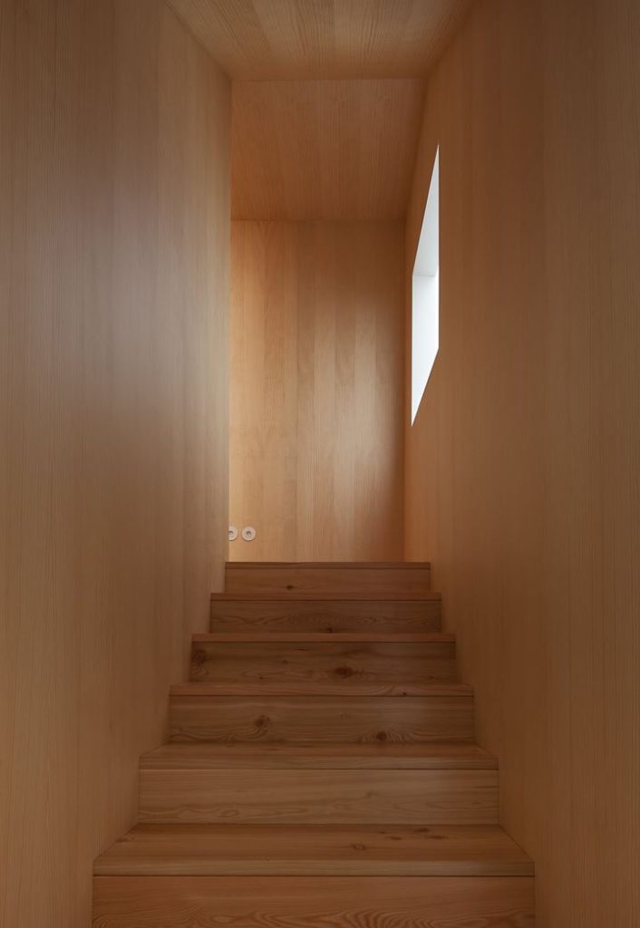 9131c16a-a84d-4b55-803f-b17bf2590825