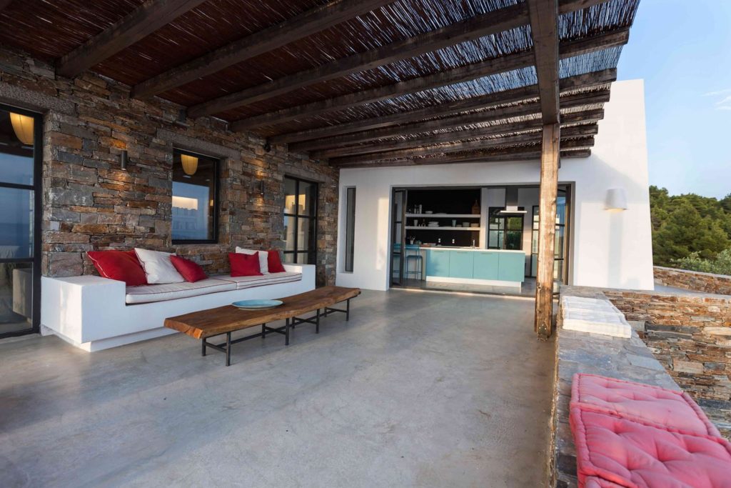 f4a5317b-37f1-4ca2-ad84-efcb827d34a1