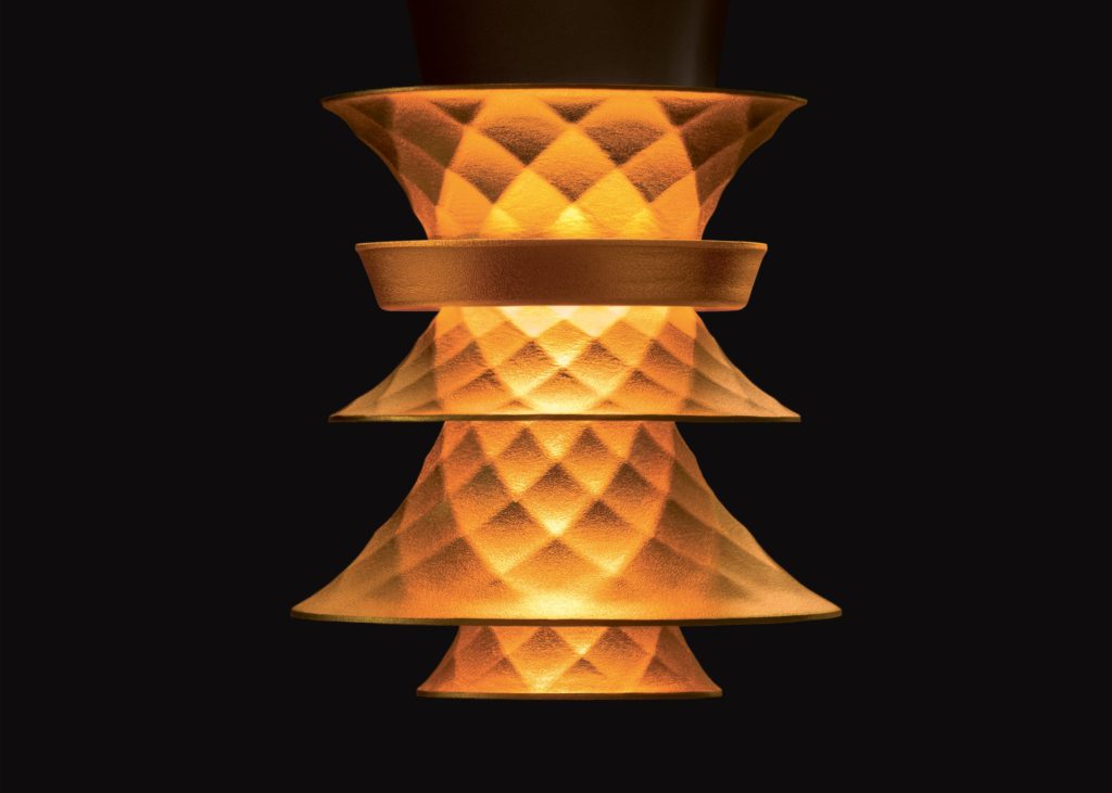 plumen-003-lightbulb-design_dezeen_2364_ss_3