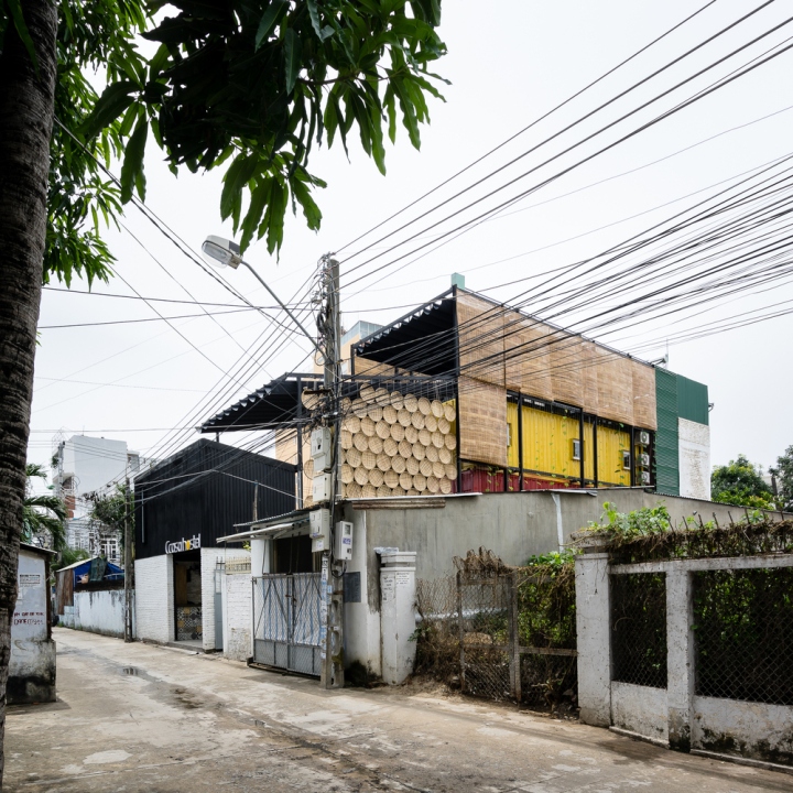 ccasa-hostel-by-tak-architects-nha-trang-vietnam28
